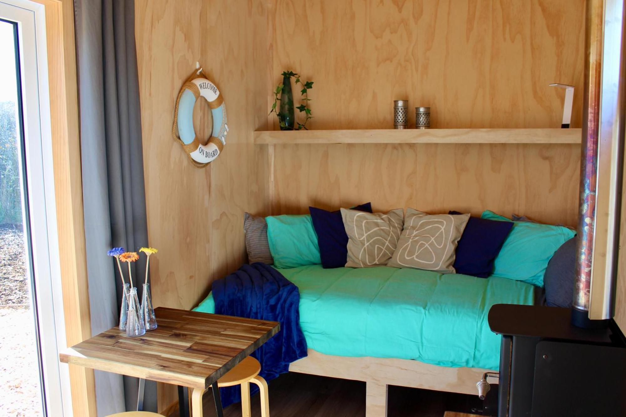 Cosy Tiny Container Cabin Carterton 外观 照片